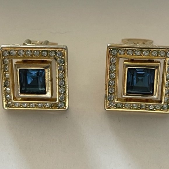 Fabulous Auth Vintage Dior Square Crystal  Clip On Earrings - Picture 1 of 4